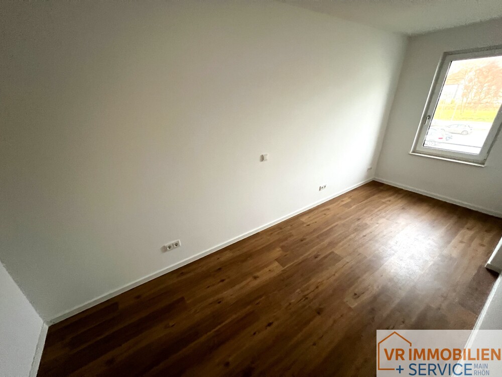 Wohnanlage Schlossblick
Barrierearme 1,5 Raum Wohnung in Meiningen zu vermieten!