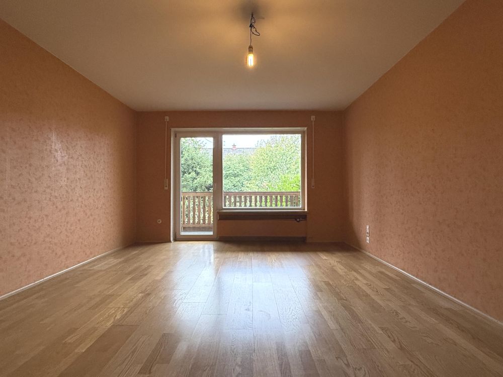 Interessantes Einfamilienhaus auf großem Eckgrundstück in Bobingen