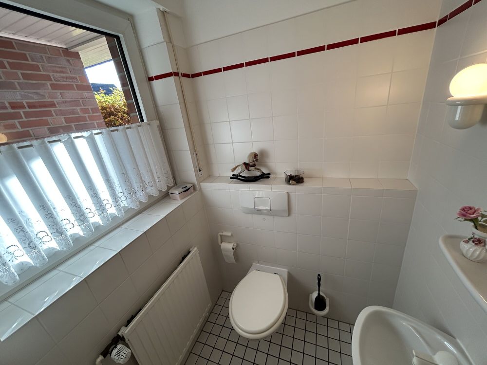  Erdgeschosswohnung in Stadtnähe, Zeitmietvertrag über 3 Jahre  (6)