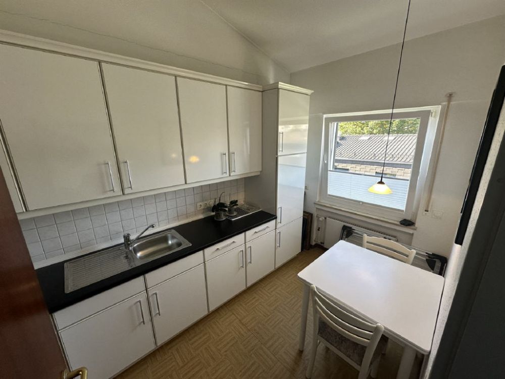 / Großzügige Doppelhaushälfte in Meschede - 
mit Platz für die ganze Familie!