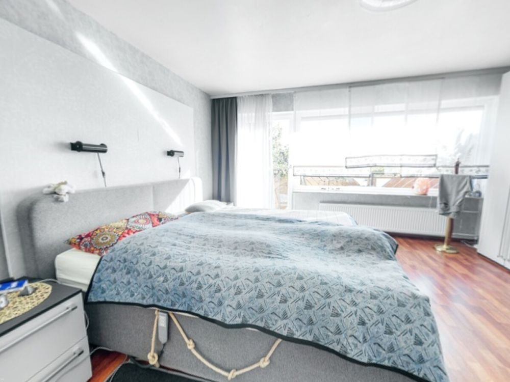 Hier wohnen Sie mit Ihrer Familie ruhig und idyllisch und sind Ruck-zuck in der Stadt! (6)