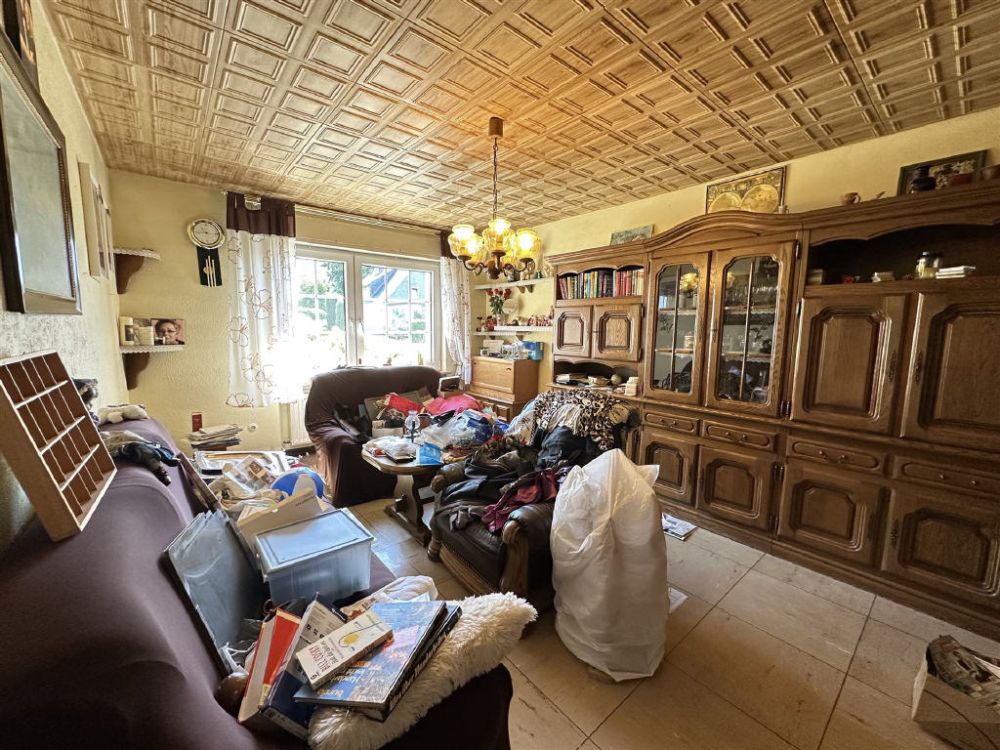 Einfamilienhaus mit schönem Eckgrundstück!