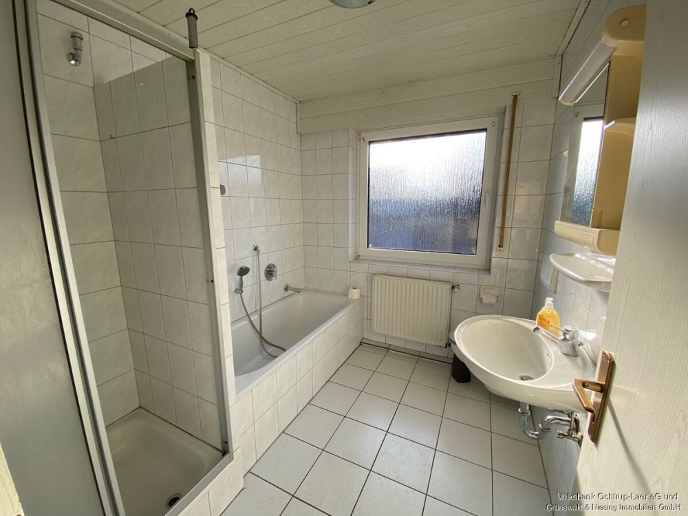 Badezimmer DG