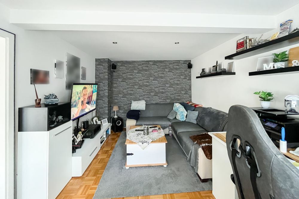 Modernisiertes Familiennest mit Potenzial – Wohnen & Erweitern in Faulbach