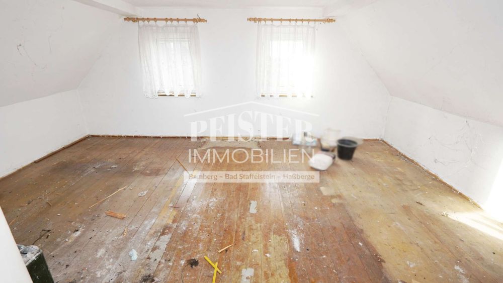 Denkmalgeschütztes Bauernhaus mit Nebengebäude und kleinem Garten in Sassendorf