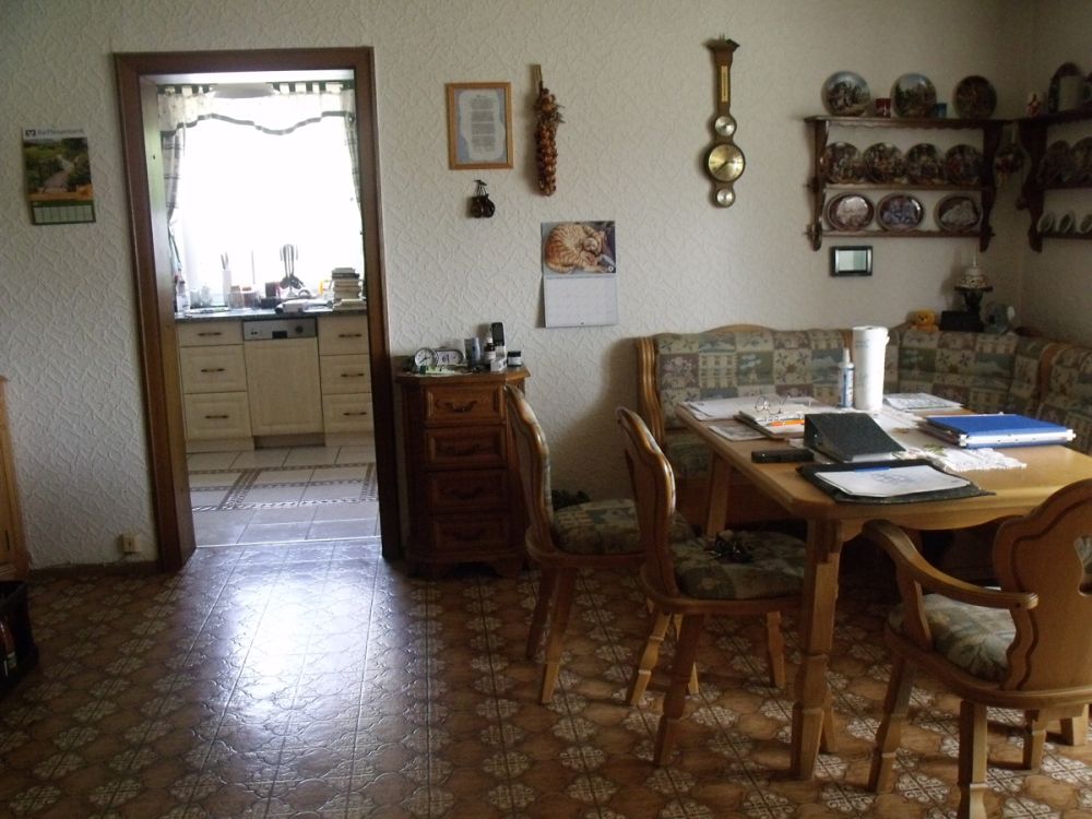 Gepflegtes Zweifamilienhaus in ruhiger Lage in Waidhaus!