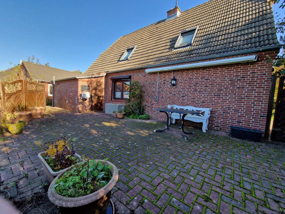 Terrasse mit Markise