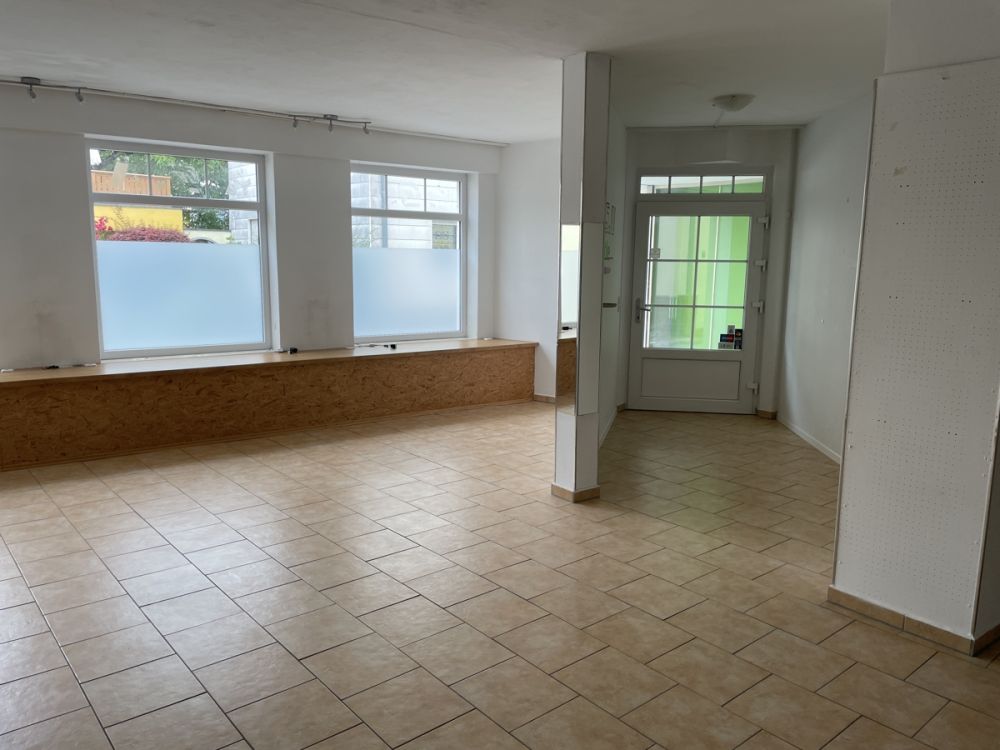 Wohn- und Geschäftshaus 
in zentrumnaher Lage von Vohenstrauß!