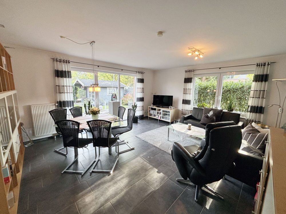 Barrierefreie Erdgeschossmietwohnung
mit Küche, Stellplatz und Garten
in Rheine-Mesum! (6)