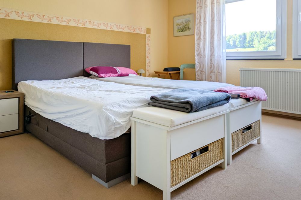 Ein Haus? Eine Wohnung? Eigentlich beides! Große ETW mit Garten in ruhiger, sonniger Süd-West-Lage!