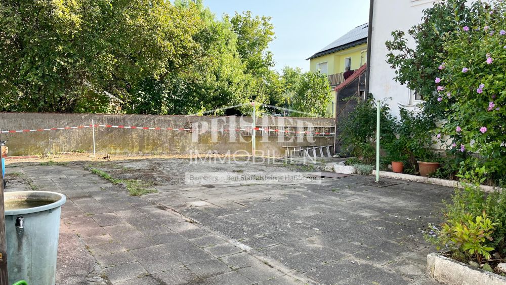 Großzügiges Sanierungsobjekt mit viel Entwicklungspotenzial in Hallstadt