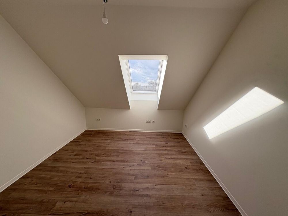 Penthouse mit Weitblick – 4 Zimmer, Loggia und großer Dachterrasse