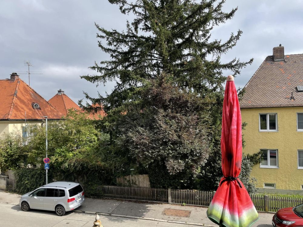 5-FAMILIEN-HAUS - VOLL VERMIETET