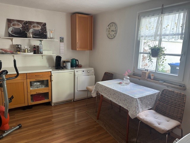 Wohn- und Geschäftshaus in zentraler Lage