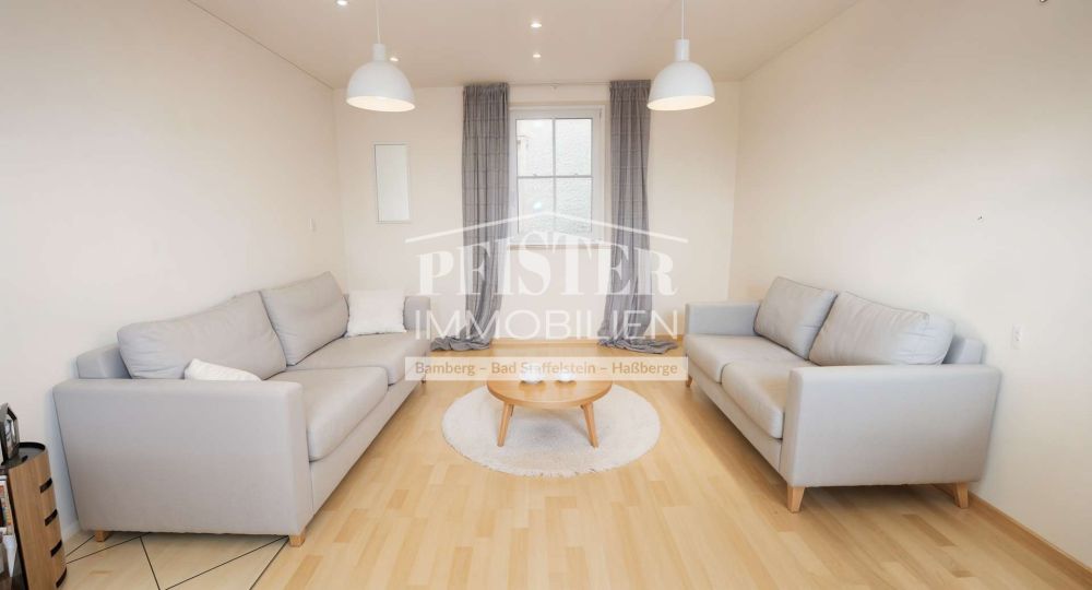 Zweifamilienhaus + Einliegerwohnung in zentraler Lage von Hallstadt