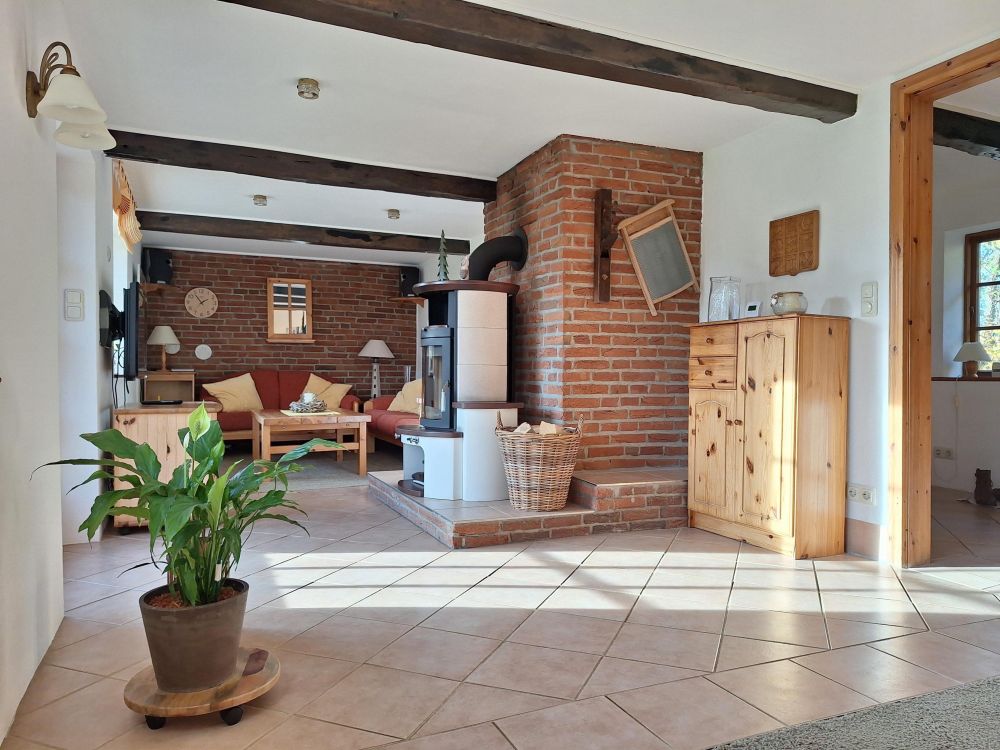 Zauberhafte Reetkate in Sackgassenendlage in den Feldern von Esgrus