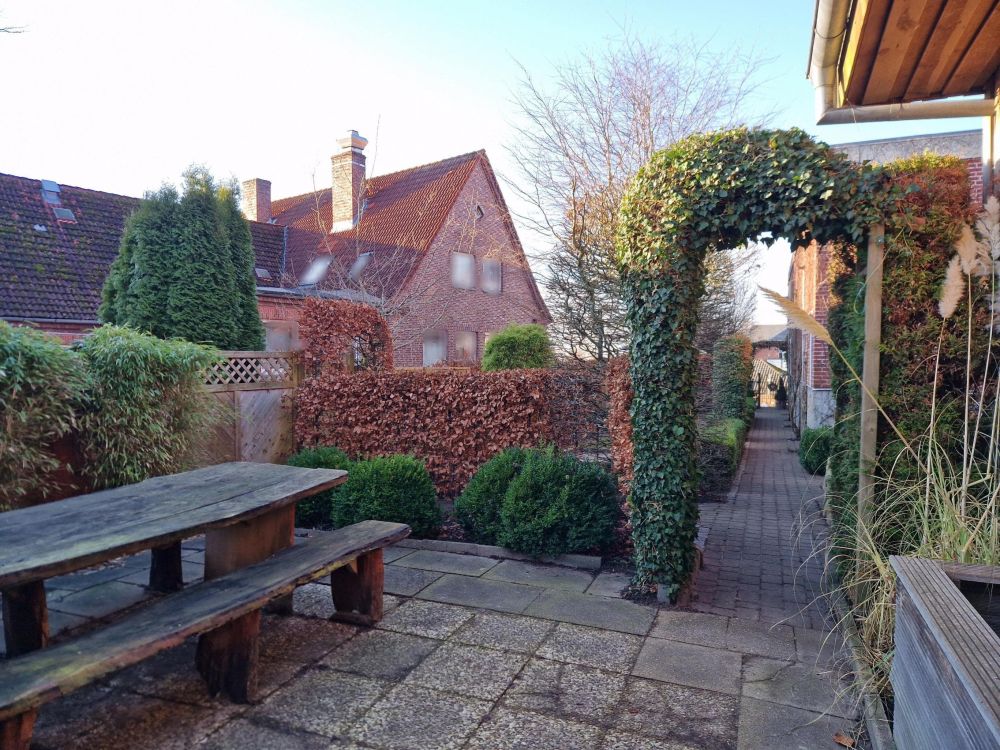 Schöne Sitzegelegenheit für entspannte Stunden