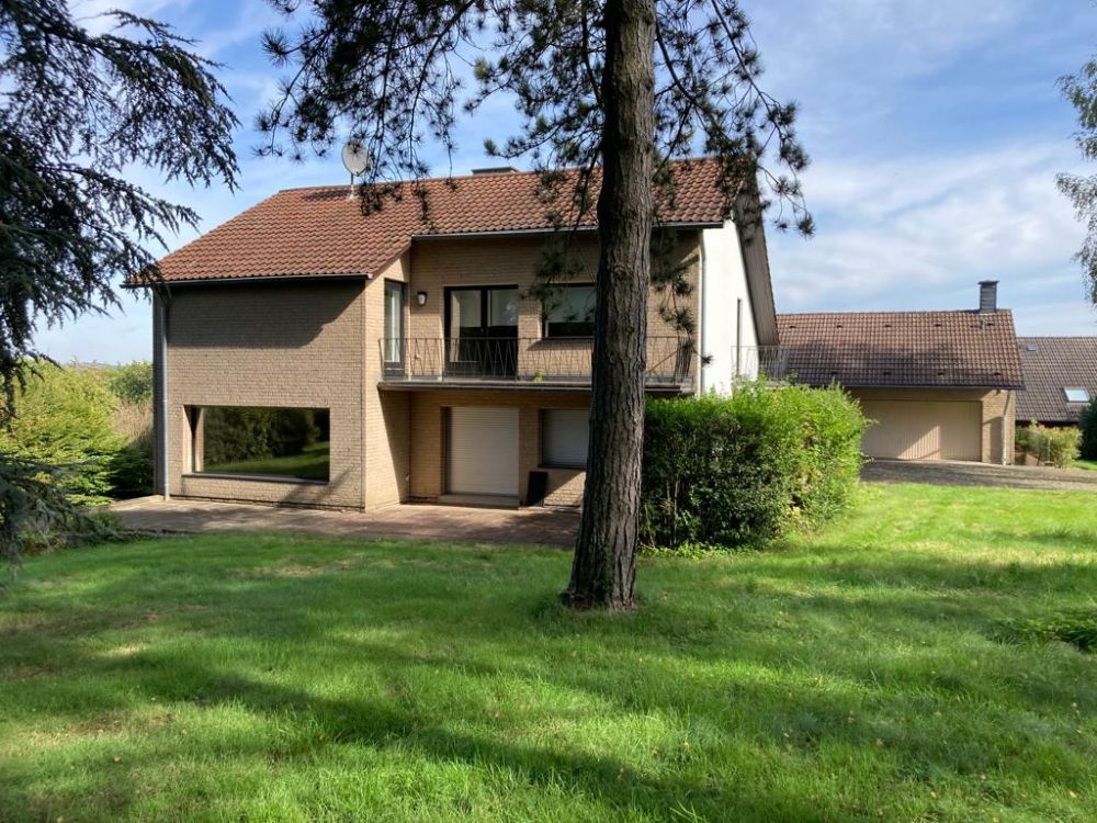 Anwesen in Höhenlage von Kürten