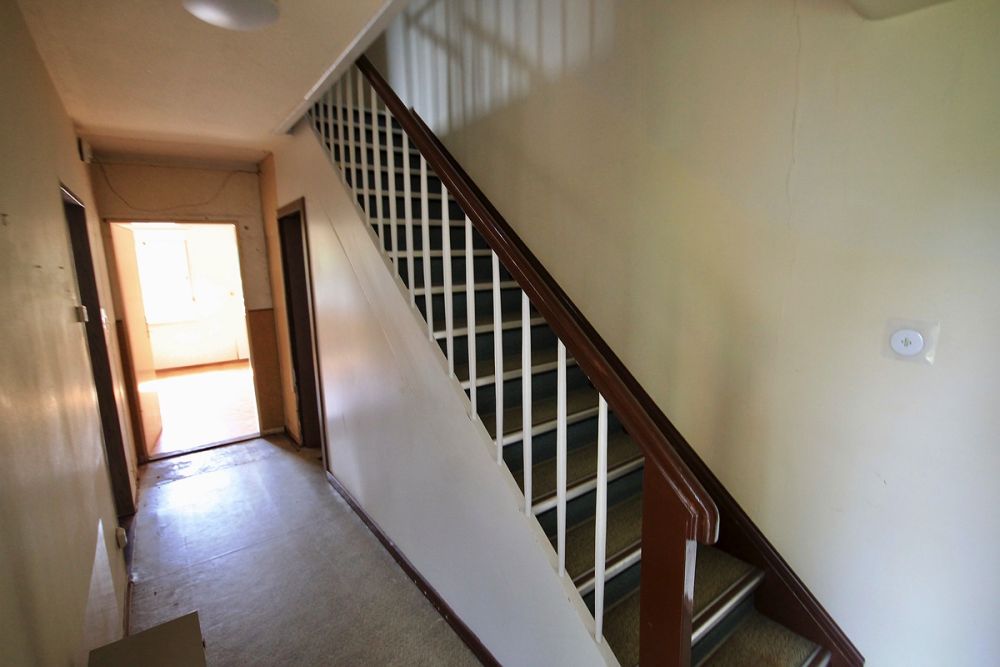 Idyllische Mainlage: Doppelhaushälfte mit Erholungsgrundstück in erster Reihe