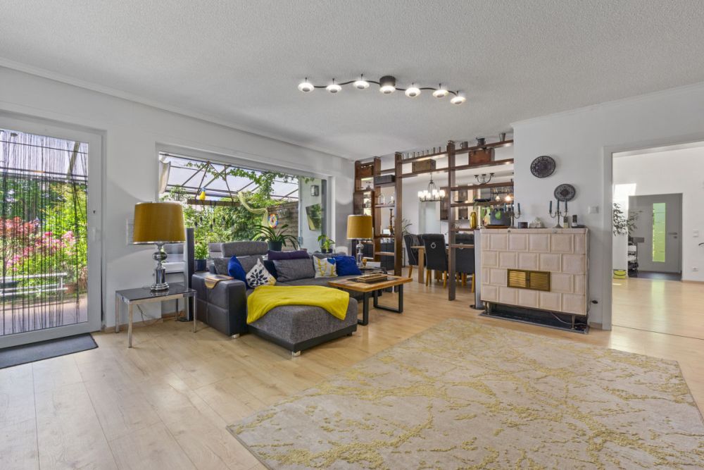 Freistehendes Einfamilienhaus - hochwertig saniert - KFW 85