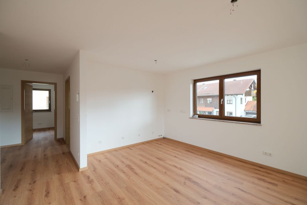 Erstbezug. Hochwertige Materialien. Lichtdurchflutet.