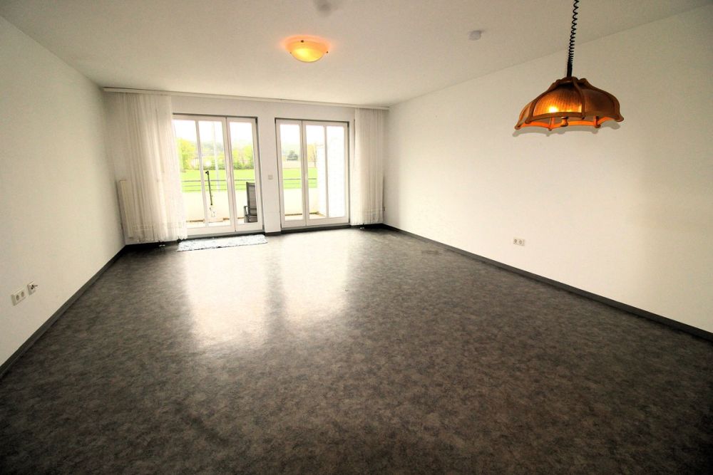 Hier sollten Sie nicht zögern. Traumhafte 3-Zimmer-Wohnung mit großem Balkon in Schwabach