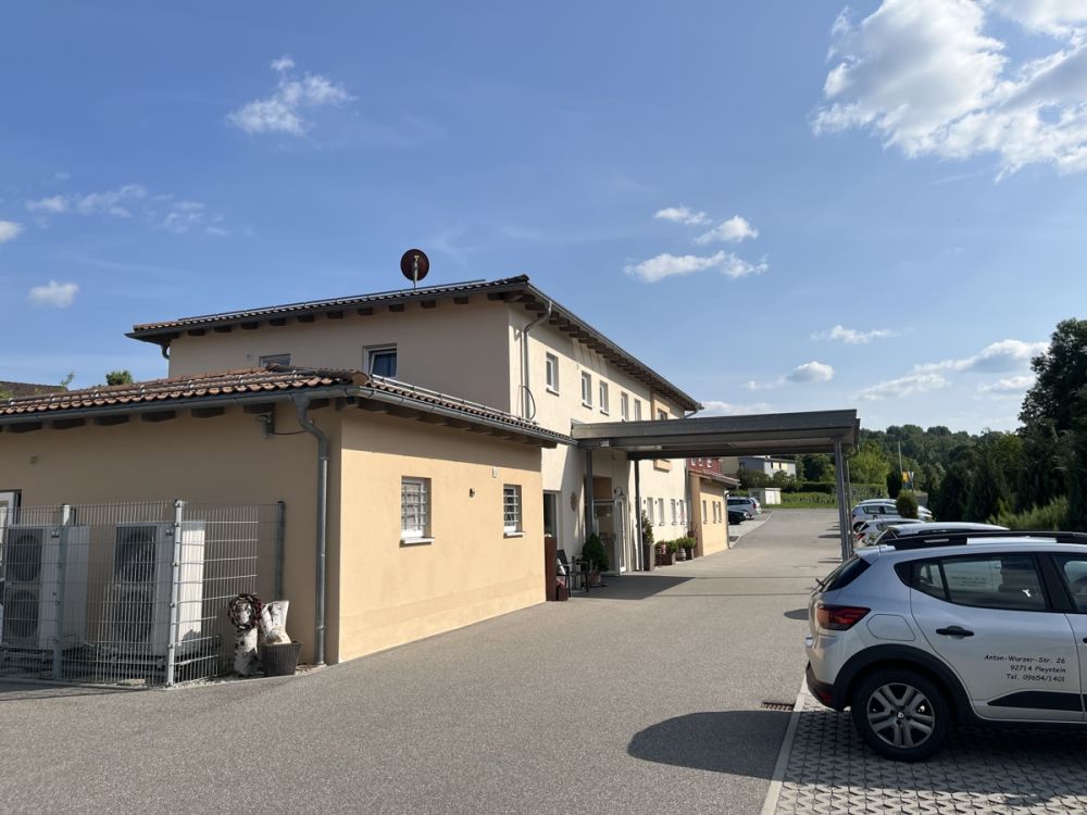 Außenansicht Hauptgebäude