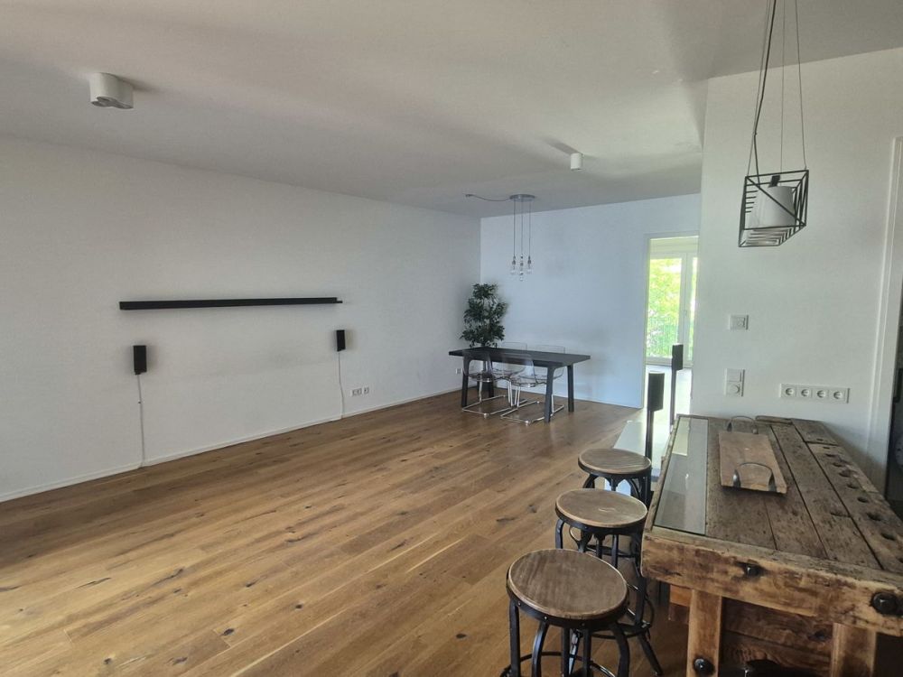 Stilvoll leben im Frankfurter Ostend – moderne 3-Zimmerwohnung mit Balkon, Fahrstuhl und Tiefgarage