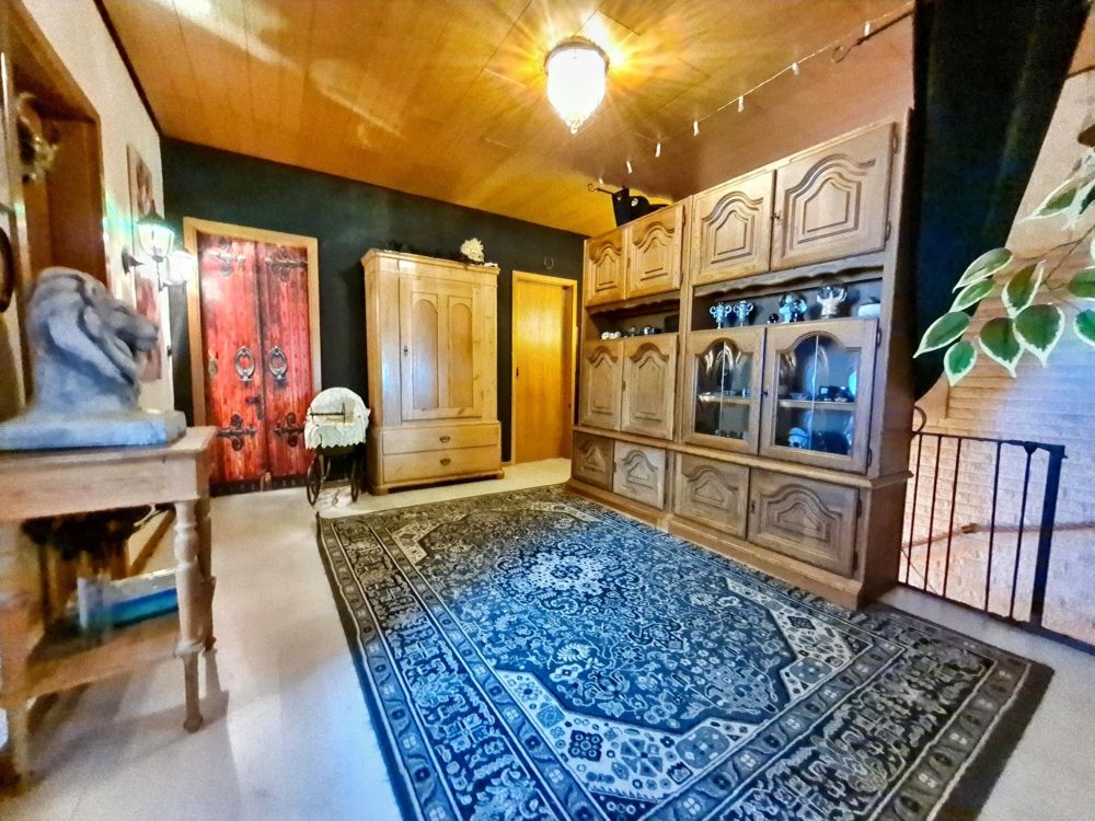 Gepflegtes Einfamilienhaus in ruhiger Lage - hundefreundlich dank voll umzäunten Grundstück