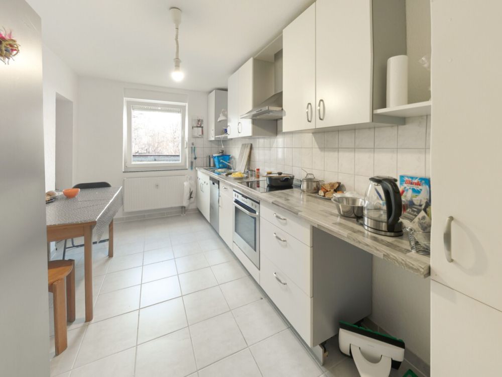 Großzügiges Wohnen für die Mehrgenerationenfamilie oder Kapitalanlage mit Wertsteigerungspotential - hier wird beides möglich! (6)