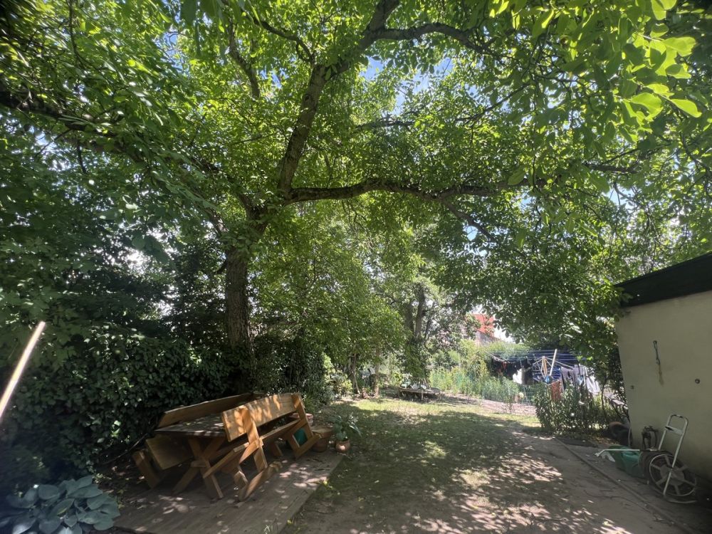 Hier haben Sie viel Platz und Ruhe für die große Familie oder zwei Generationen!