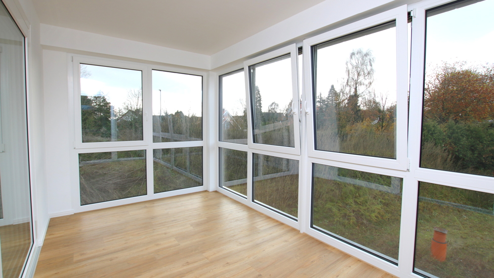 Stilvolle, barrierefreie 3-Zimmer-Wohnung mit Wintergarten u. Stellplatz in zentraler Lage von Varel