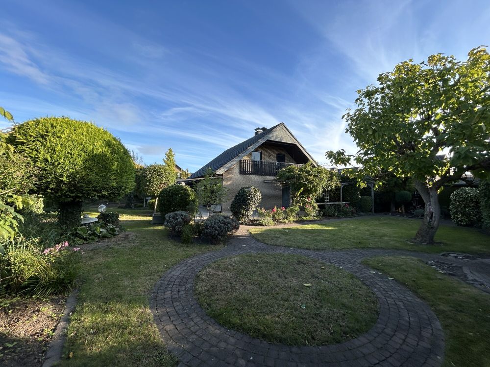 Familienfreundliches Wohnglück trifft auf Gartenparadies!