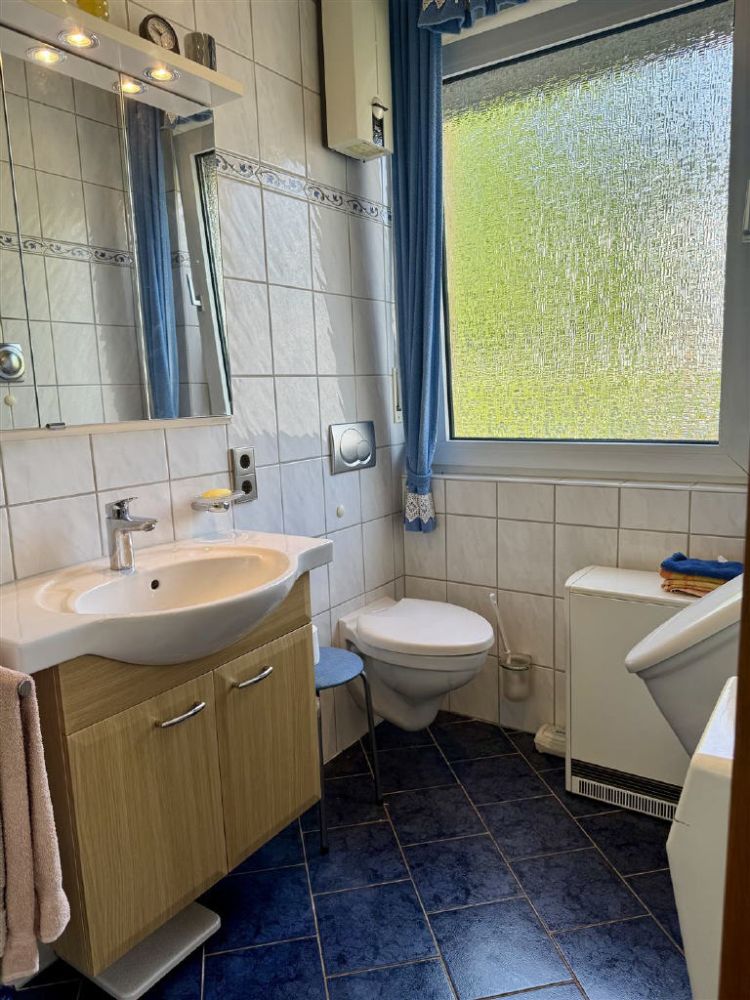 Ehemaliges Winzerhaus mit viel Platz zum Wohnen und Werken