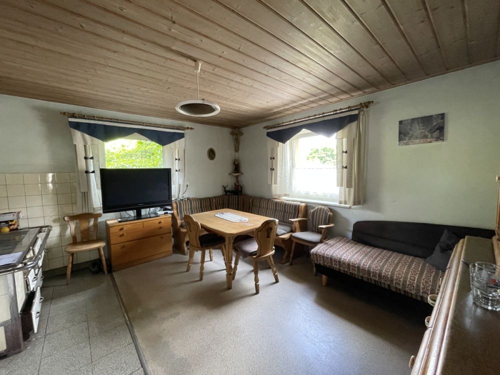 Gepflegte Hofstelle in Griesbach - dazugehörige Flächen auf Wunsch zu erwerben