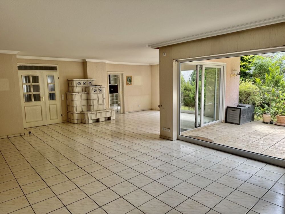 Einfamilienhaus in ruhiger und idyllischer Lage
- Ein Zuhause mit Herz in bester Lage von Rodgau -