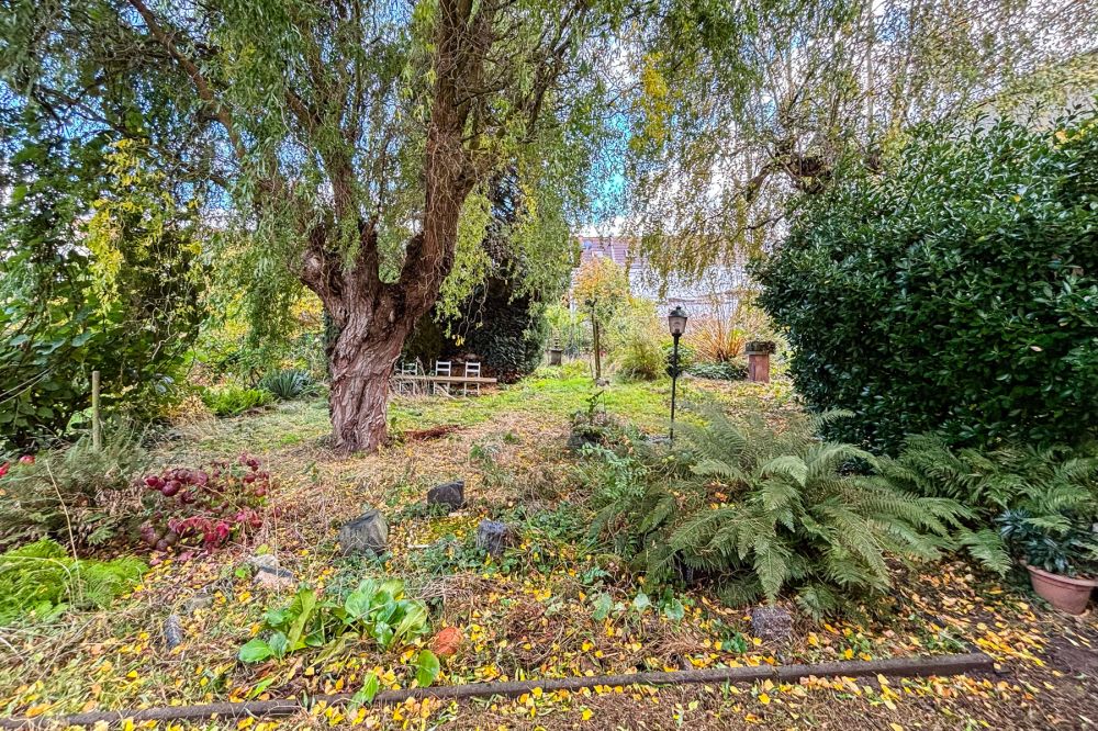 Ein Haus, viele Möglichkeiten – 2-FH mit Potenzial in zentraler und ruhiger Reinheimer Wohnlage