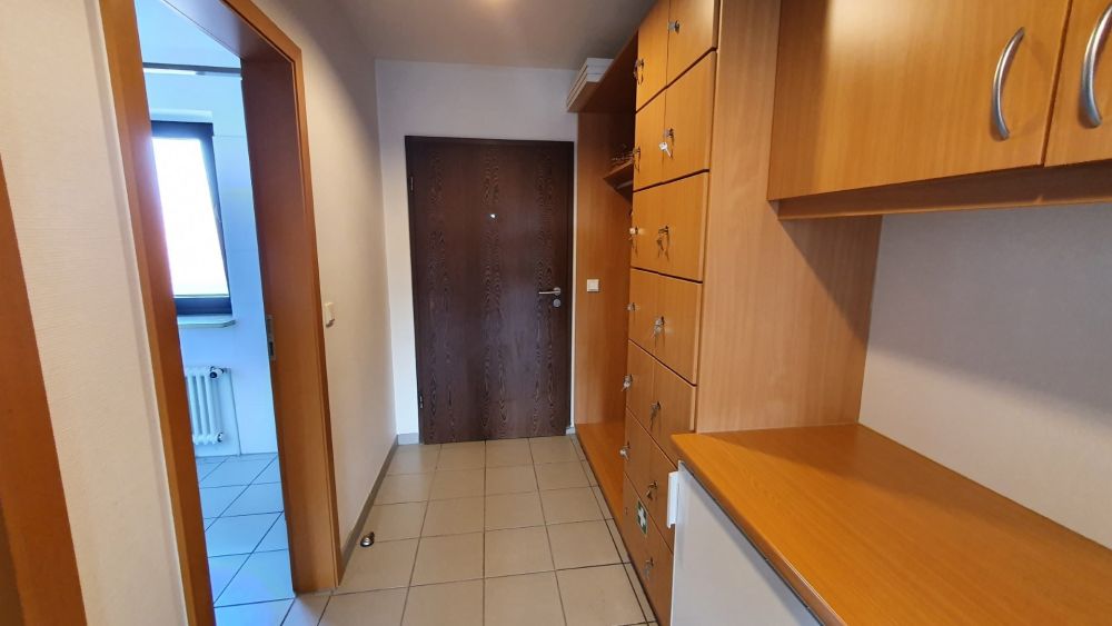 Helle Büroetage mit Dachterrasse