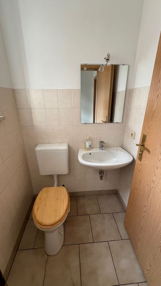 Geräumiges Reihenhaus mit viel Wohnfläche und solider Bausubstanz in Hallbergmoos