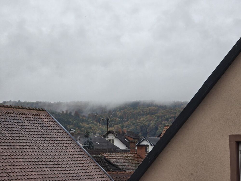 3-Zi.-Wohnung mit Balkon, 
Stellplatz und großzügigem Wohnbereich