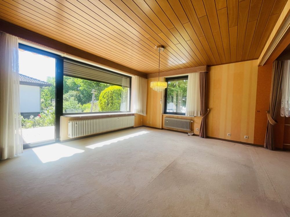 Freistehendes Einfamilienhaus                - Sprendlingen - Gute Lage