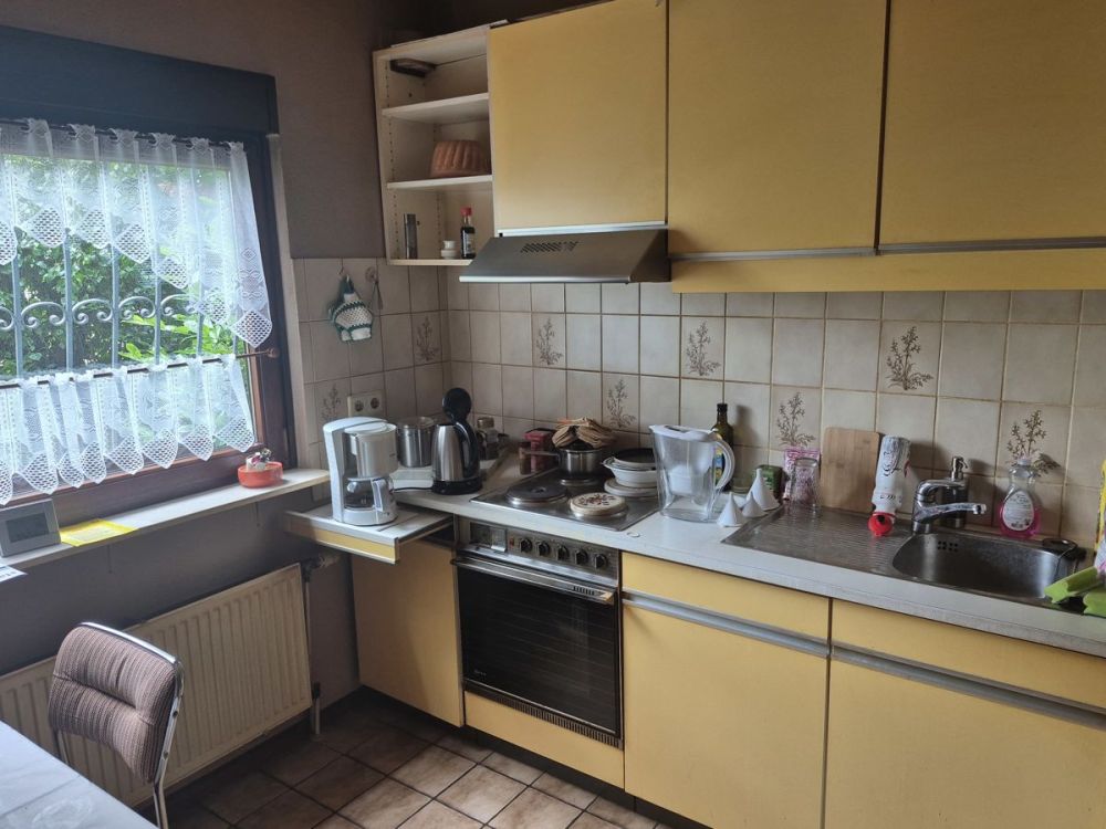 Geräumiges Reihenendhaus mit Garten und Potenzial in ruhiger Lage von Bruchköbel