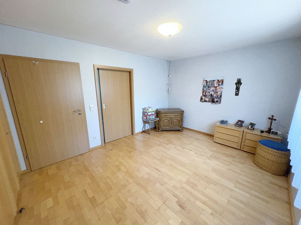 Ruhig gelegen - in zweiter Reihe!
ebenerdiger Bungalow
in zentraler Lage von
Neuenkirchen (6)