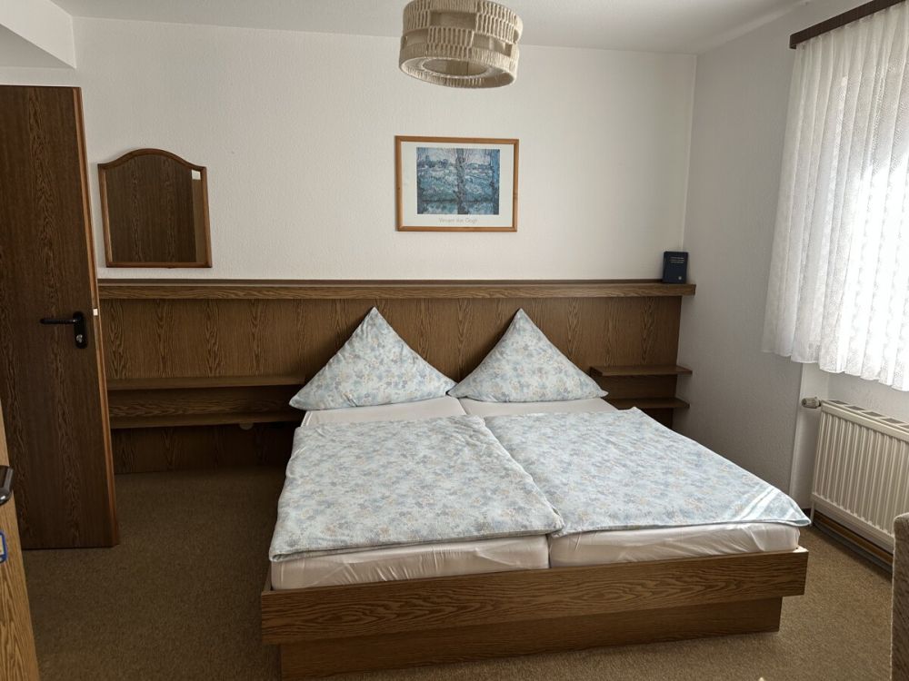 Charmantes Hotel mit großem Umbaupotenzial in zentraler Lage (7)