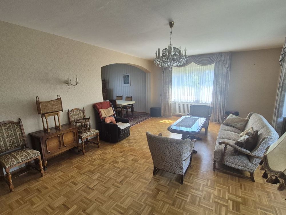 Großzügiges Einfamilienhaus in Toplage  – 1.219 m² Grundstück & viel Platz für Ihre Wohnträume