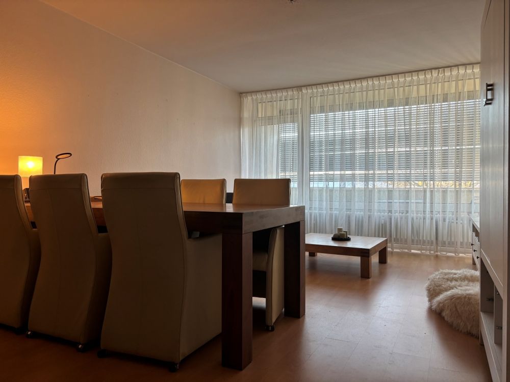 Dülken: 2-Zimmer Eigentumswohnung im 3. Obergeschoss mit Sonnenloggia ohne eigenen Stellplatz