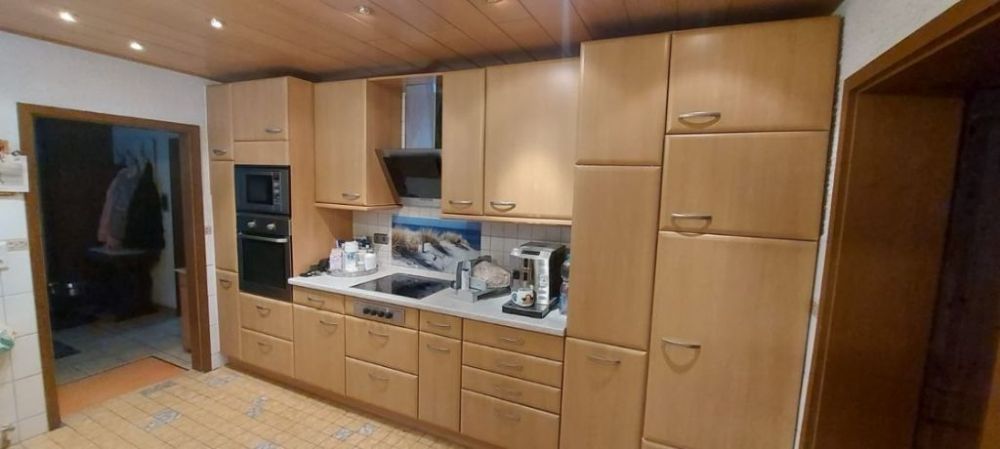 Einfamilienhaus in Alleinlage mit großem Grundstück und eigenem Wald