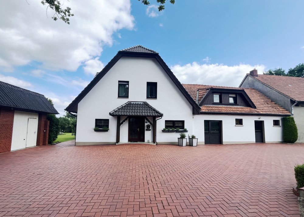 Ländliches Paradies: Einfamilienhaus mit großem Grundstück und vielseitigen Nutzungsmöglichkeiten! (7)