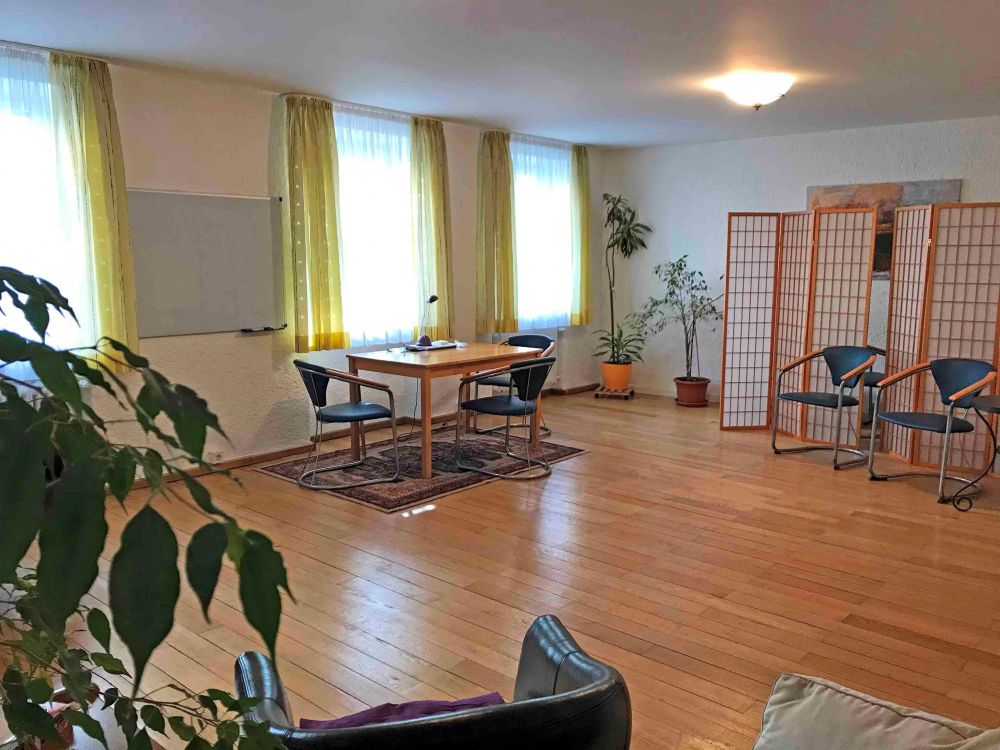 Praxis - großes Besprechungszimmer