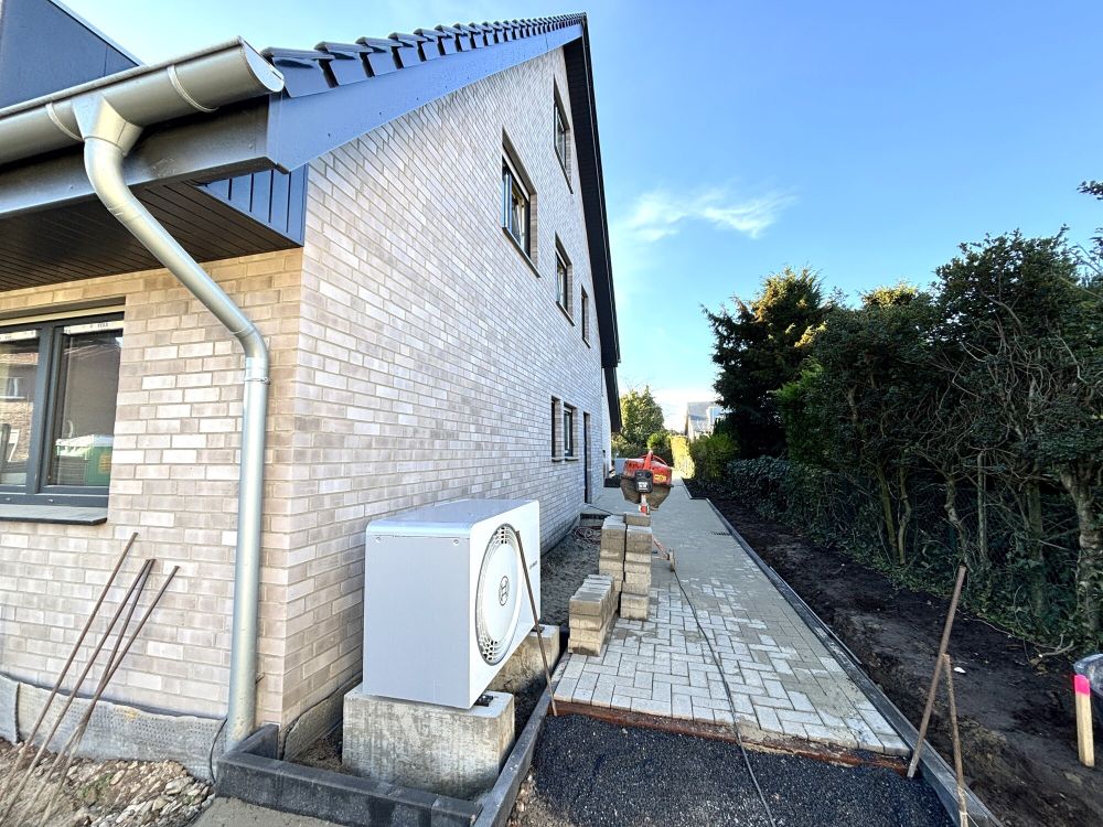 Wohnvergnügen satt! Moderne Dachgeschosswohnung im Doppelhaus in Nordwalde (7)